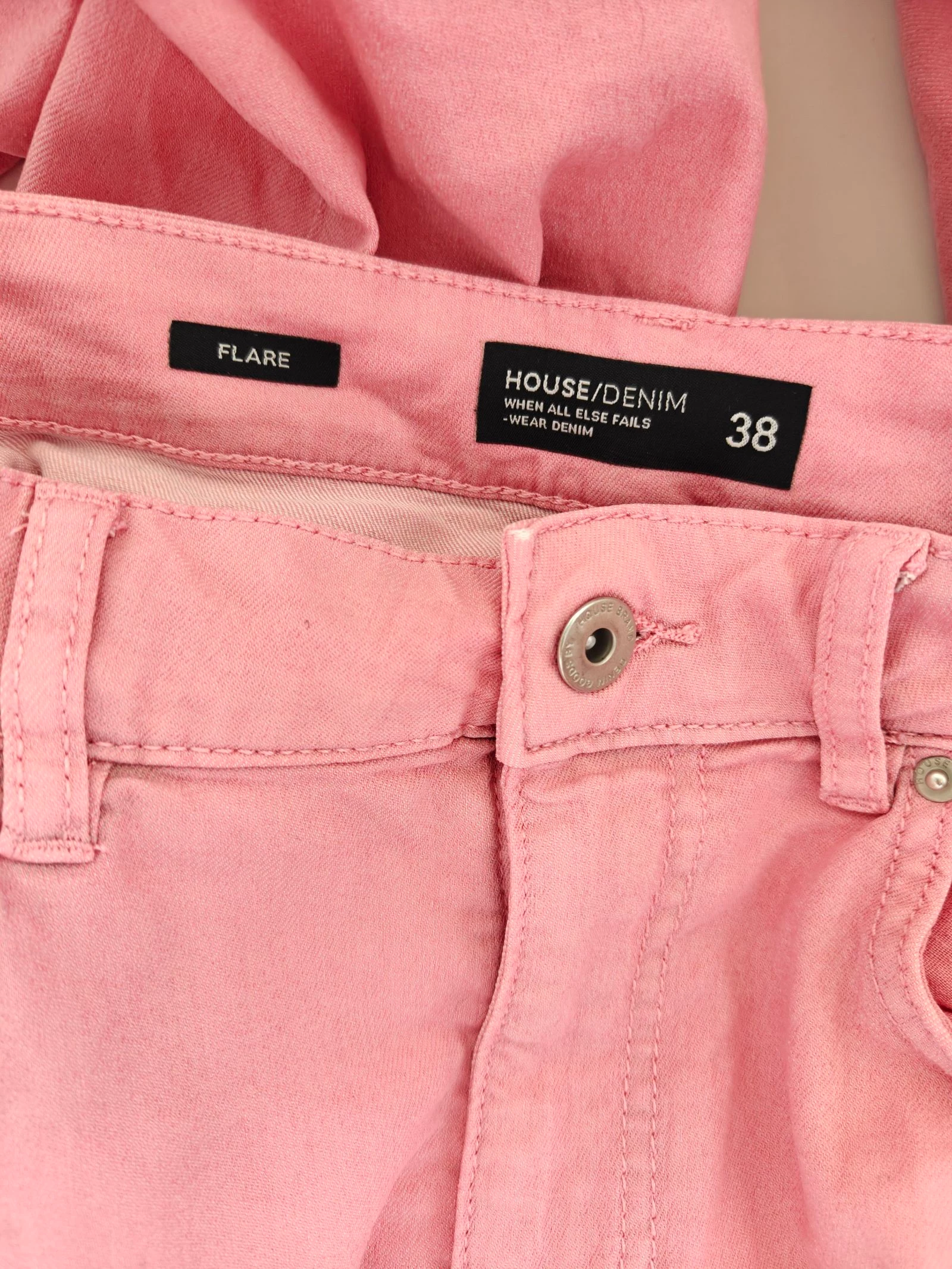 Mooie roze flare zomerbroek, maat 38 / M – photo 4